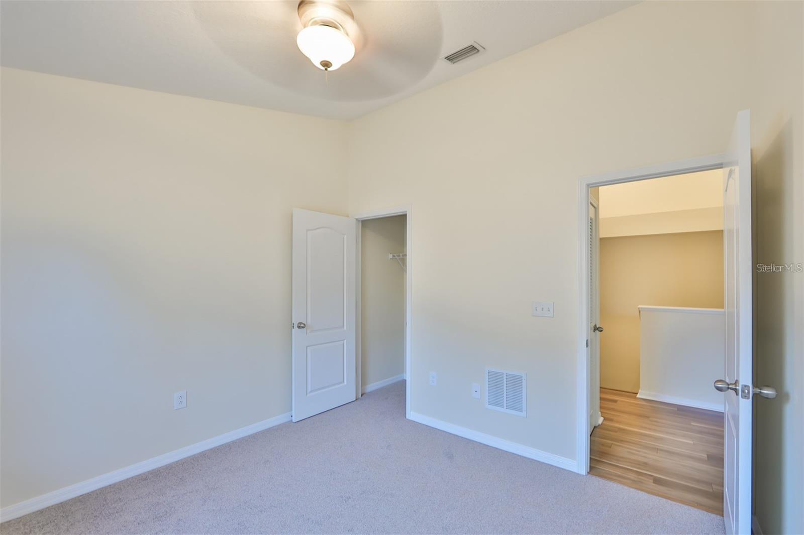 Image 32 of 36 For 7001 Interbay Boulevard 116