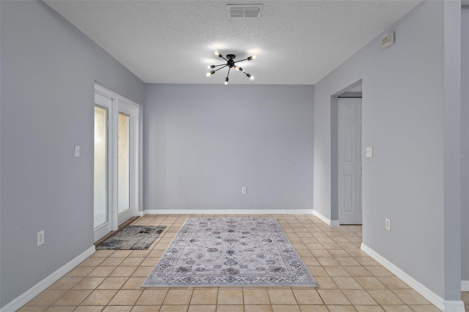 Image 19 of 68 For 1880 Crystal Lake Drive 65