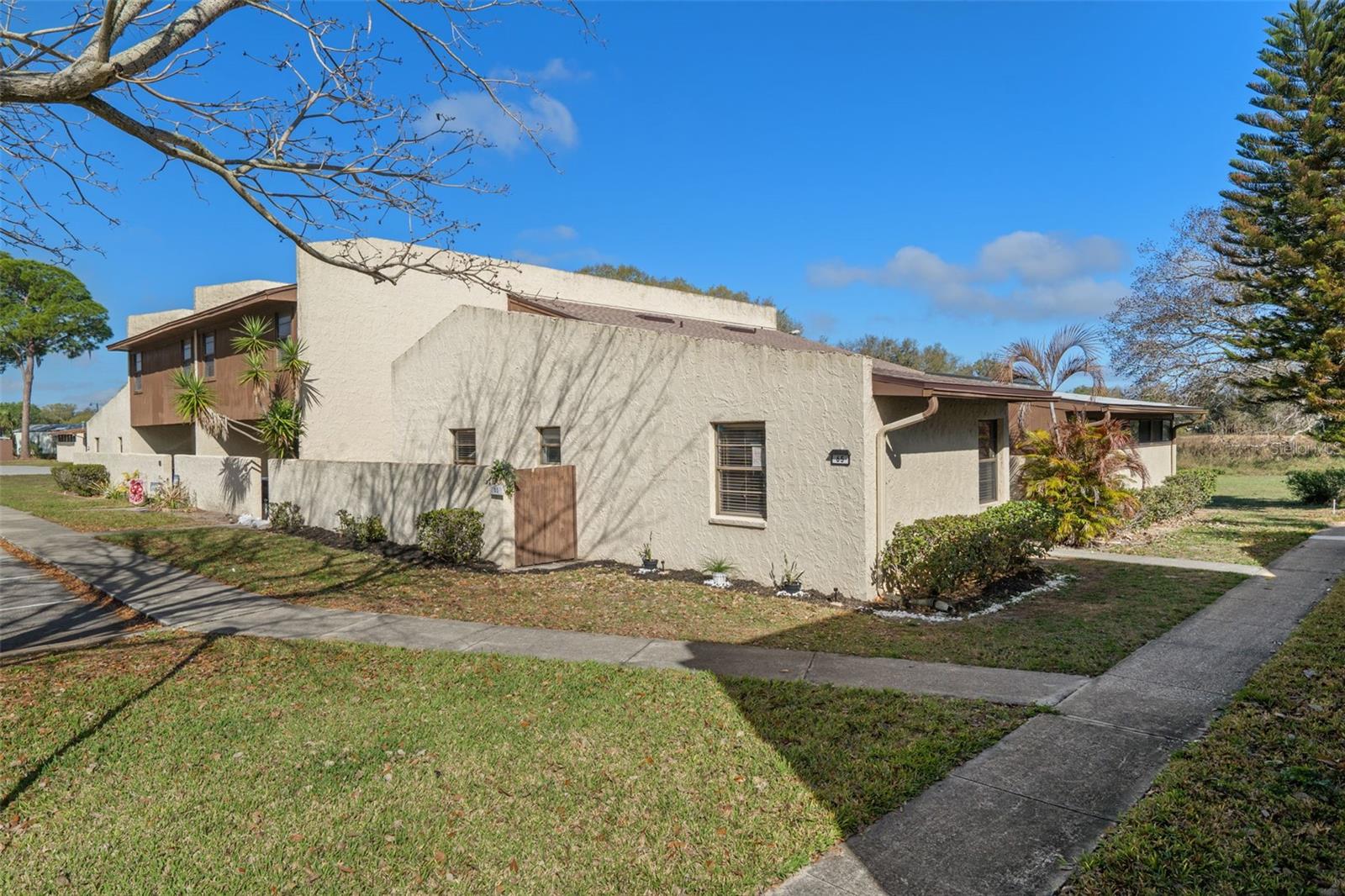 Image 3 of 68 For 1880 Crystal Lake Drive 65