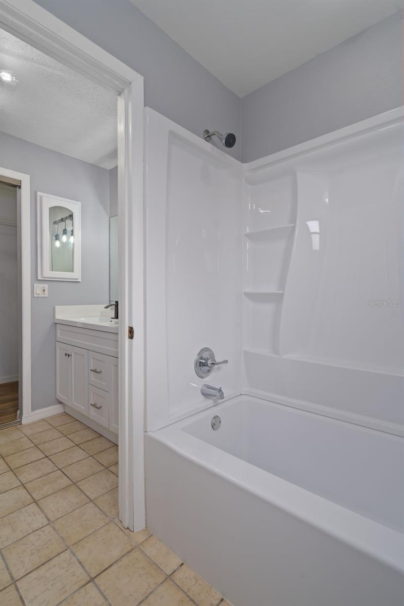 Image 39 of 68 For 1880 Crystal Lake Drive 65