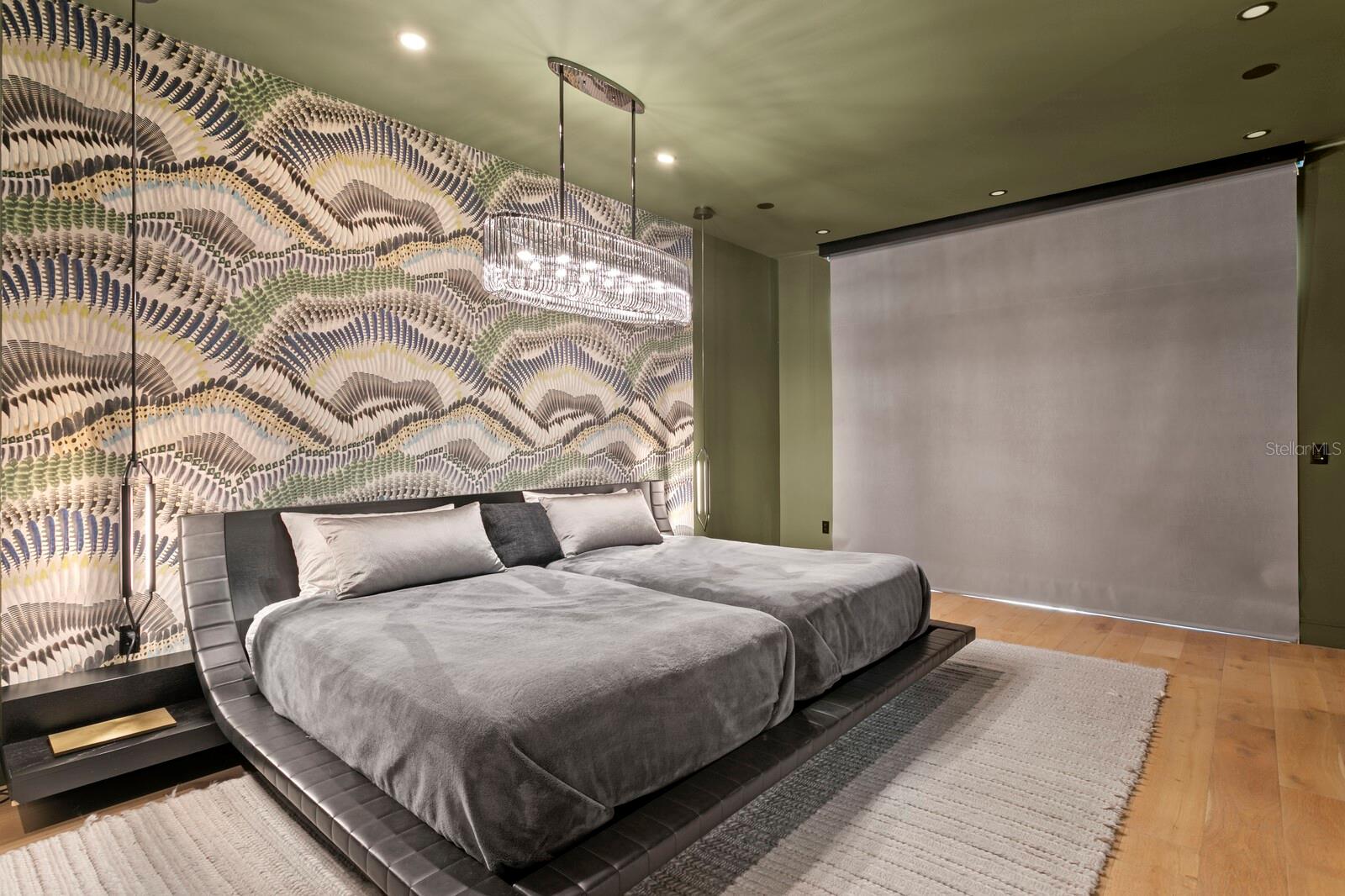 Image 18 of 54 For 2619 Bayshore Boulevard 200