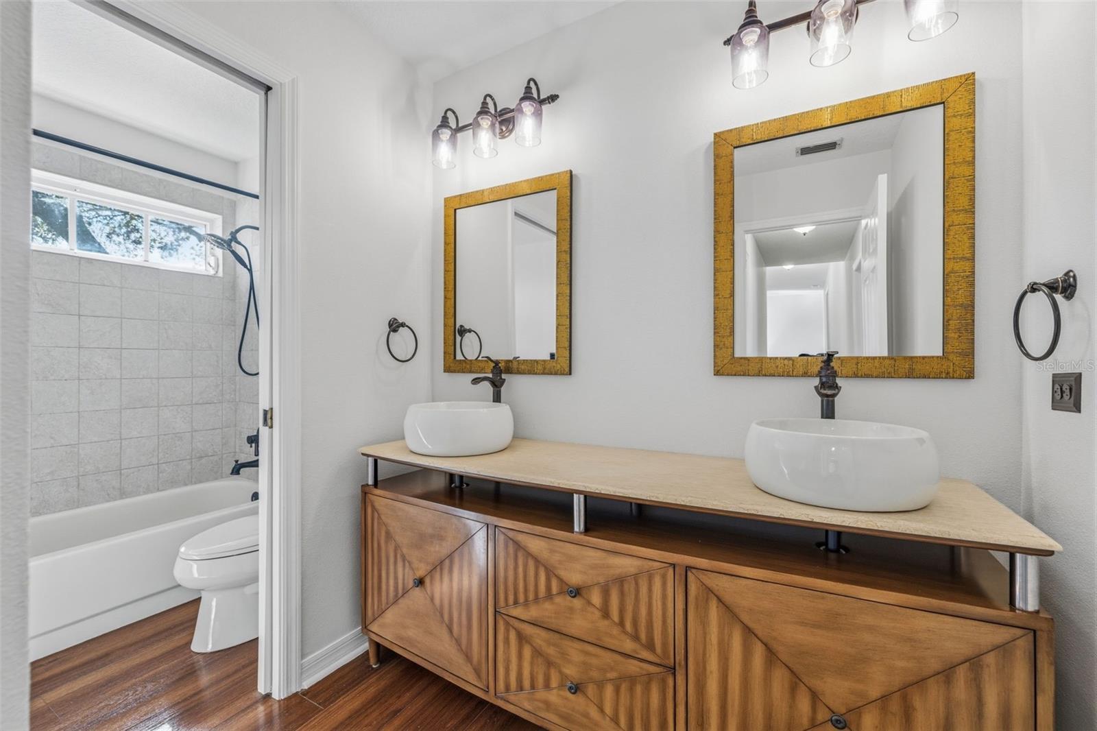 Listing photo id 22 for 17705 Esprit Drive