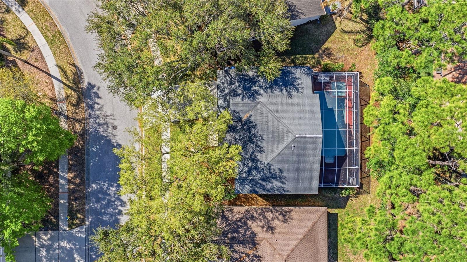 Listing photo id 32 for 17705 Esprit Drive