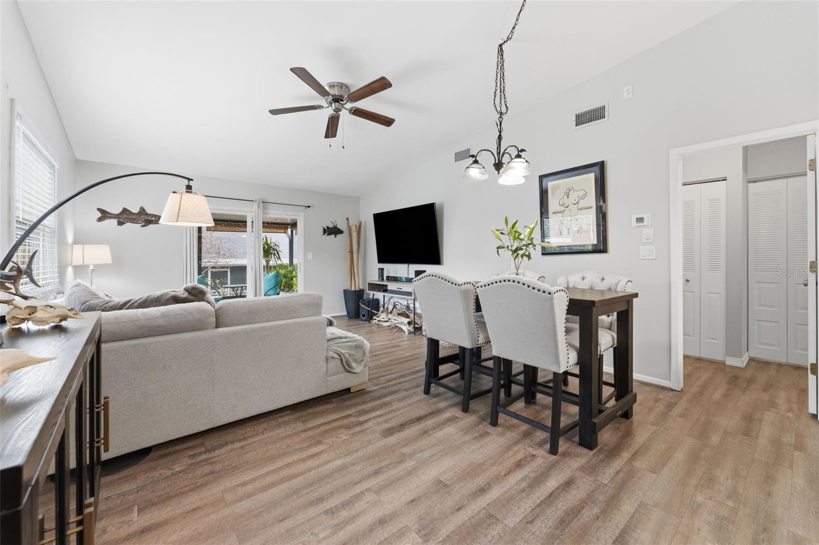 Image 10 of 33 For 39650 Us Highway 19 N 141