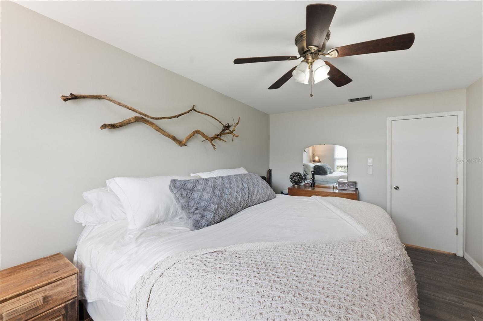 Image 16 of 33 For 39650 Us Highway 19 N 141