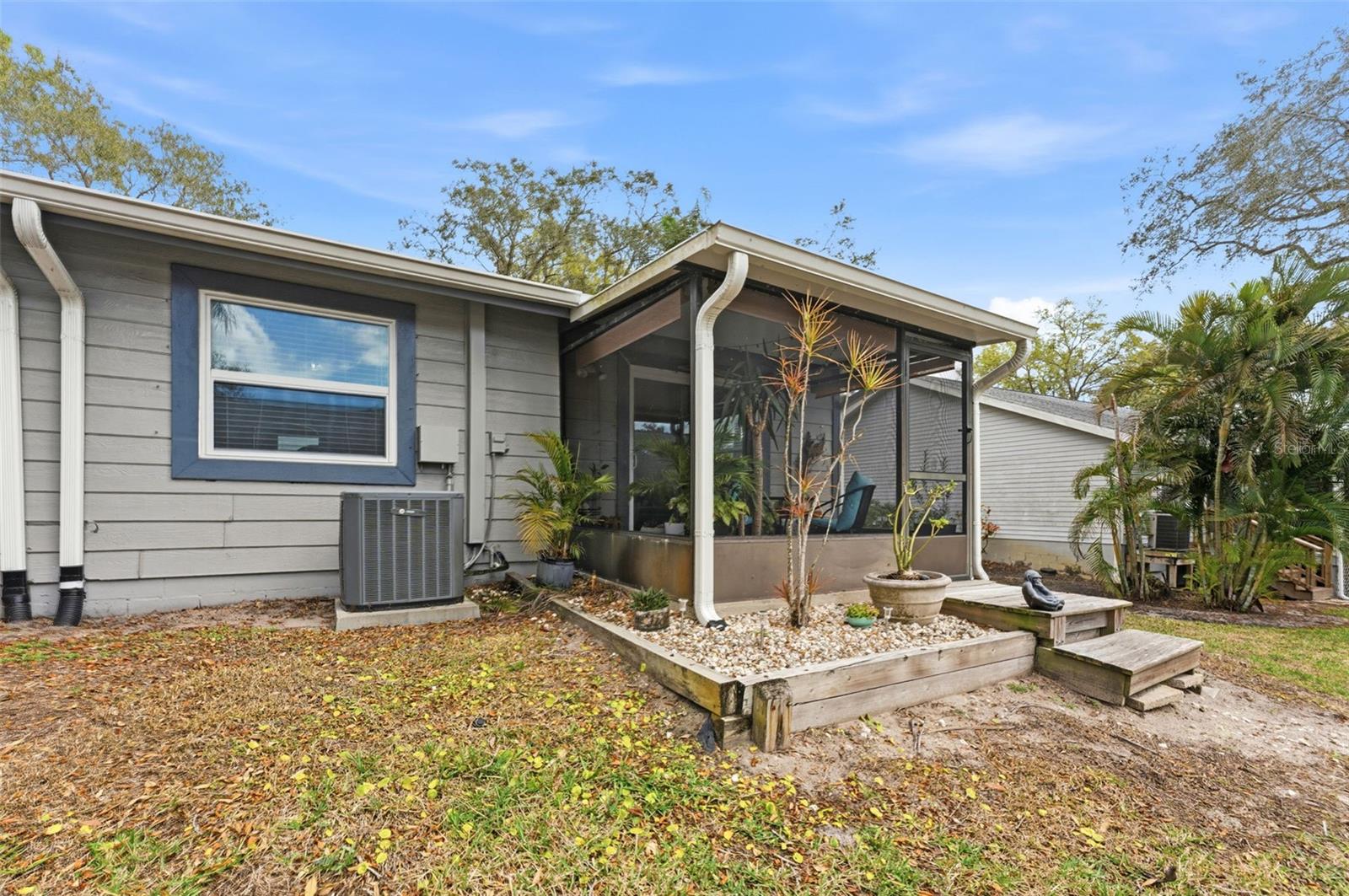 Image 28 of 33 For 39650 Us Highway 19 N 141