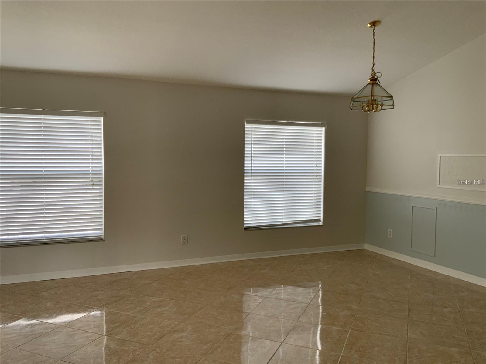 Image 8 of 25 For 9730 White Barn Way