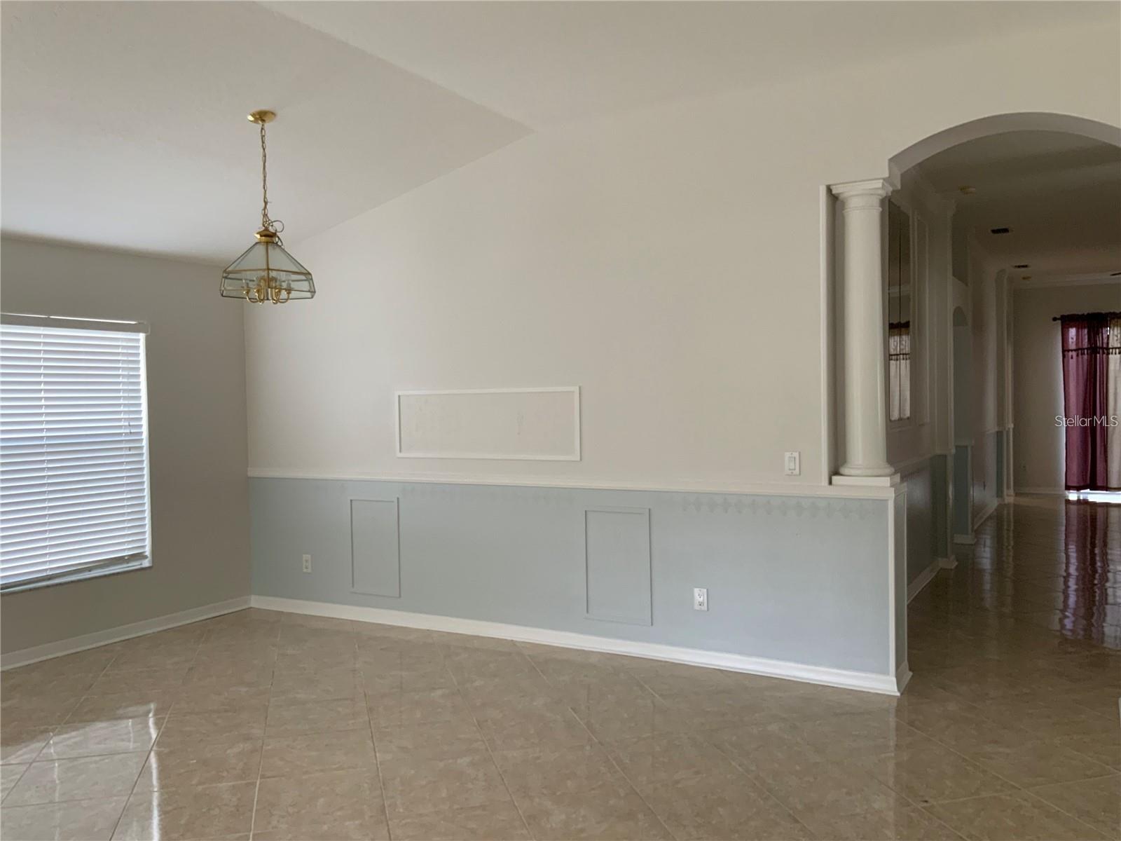 Image 9 of 25 For 9730 White Barn Way