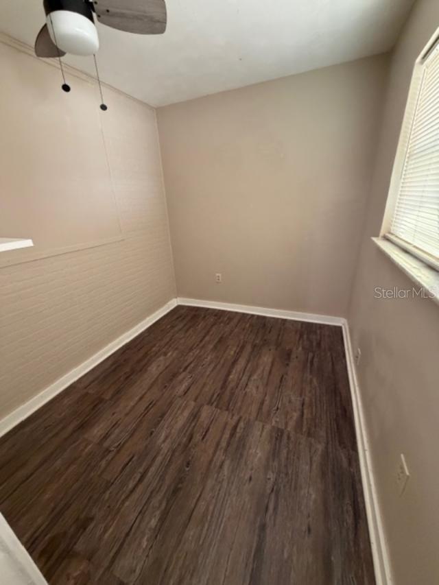 Image 5 of 8 For 1810 Poinsettia Avenue