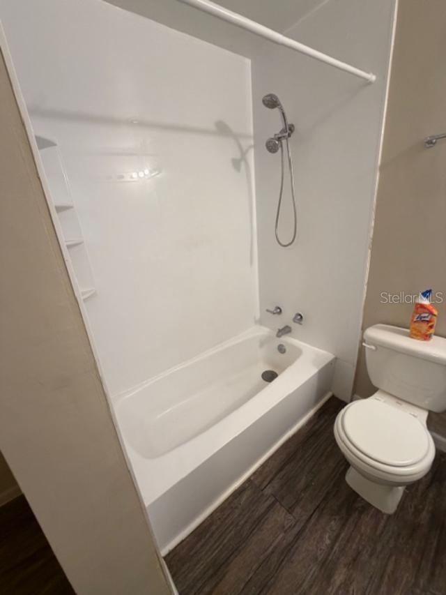 Image 8 of 8 For 1810 Poinsettia Avenue