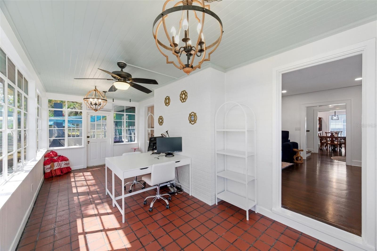 Image 26 of 90 For 320 Betty Lane