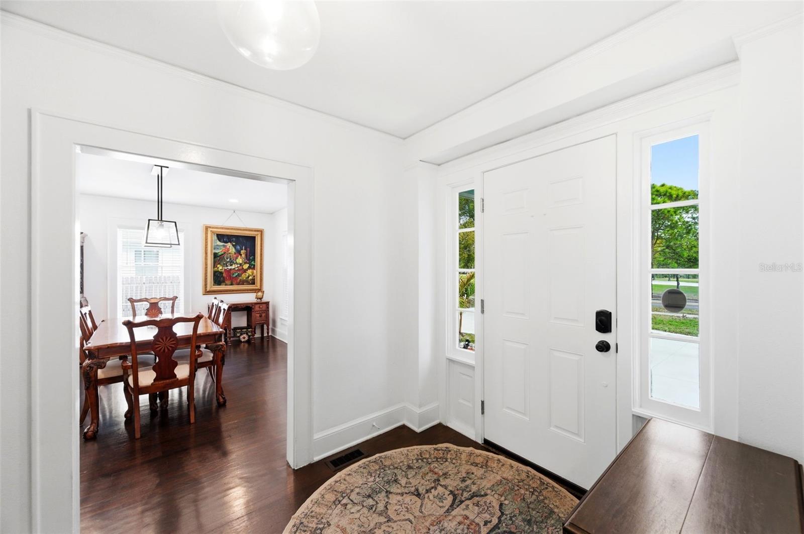 Image 5 of 90 For 320 Betty Lane