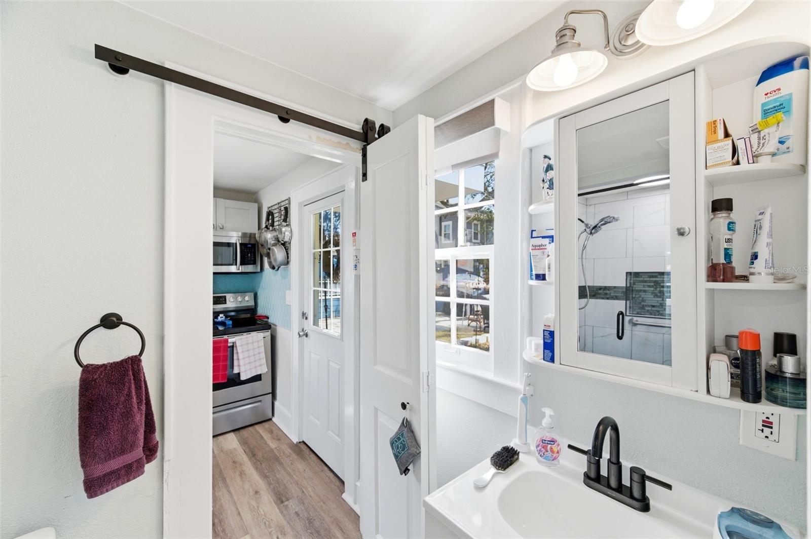 Image 65 of 90 For 320 Betty Lane