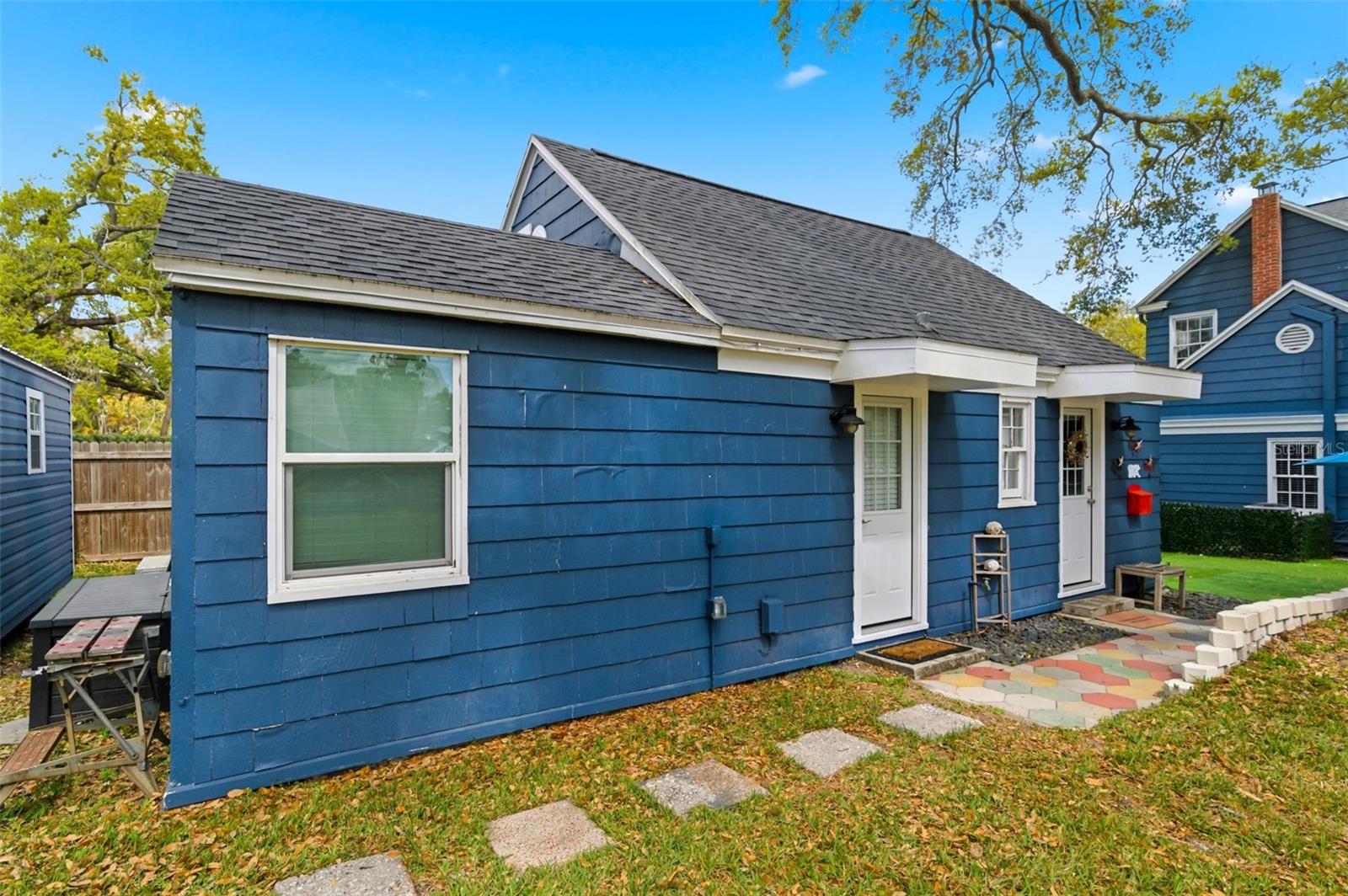 Image 79 of 90 For 320 Betty Lane