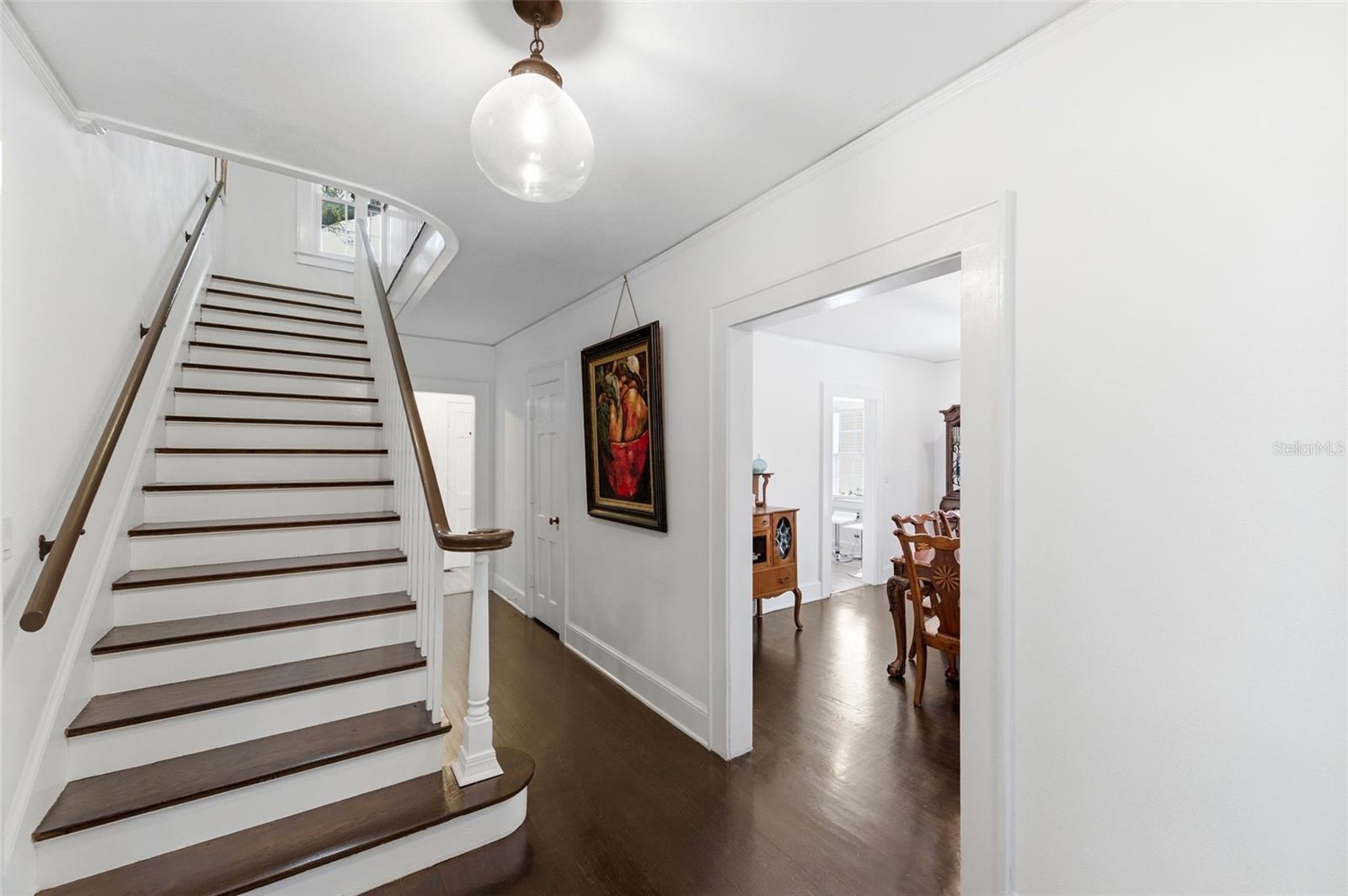 Image 8 of 90 For 320 Betty Lane