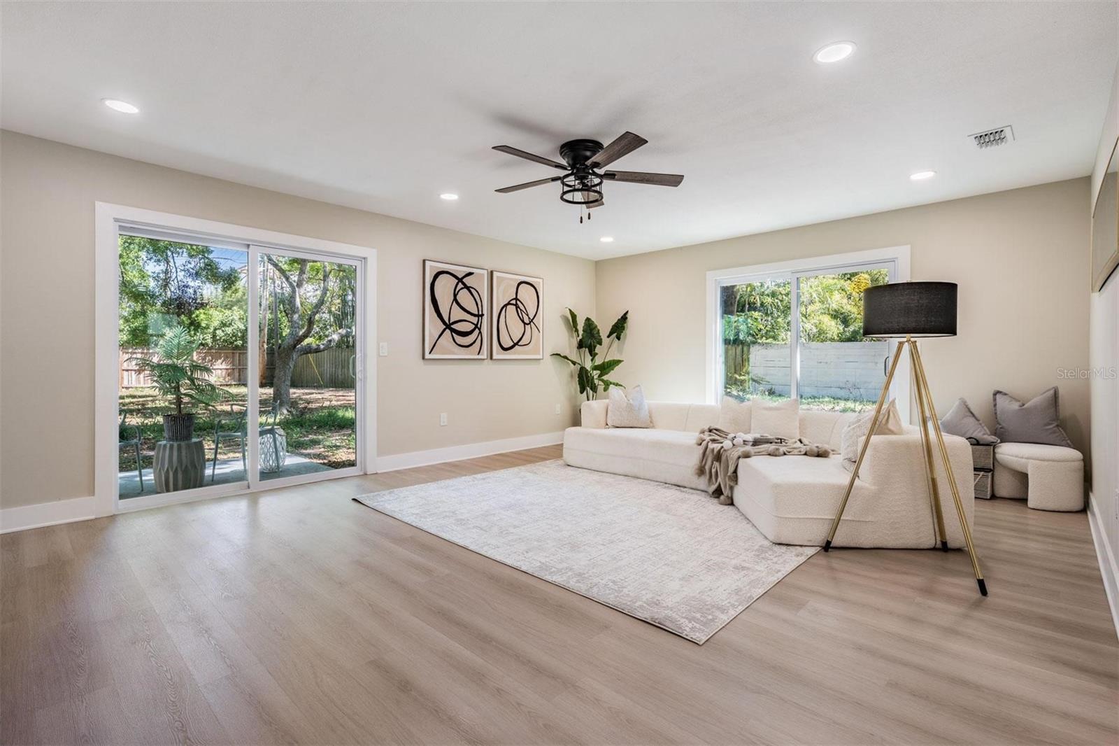 Image 9 of 34 For 1104 Lois Avenue