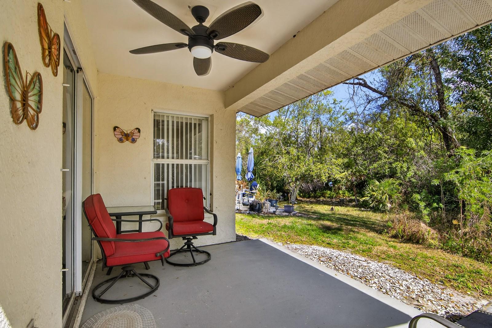 Image 21 of 30 For 2005 Gardenia Landings Lane