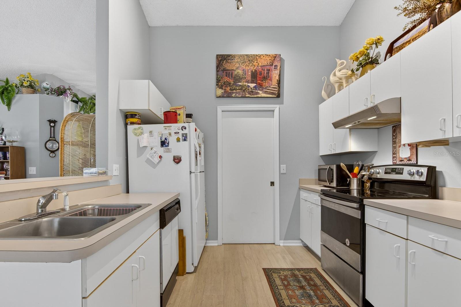 Image 9 of 30 For 2005 Gardenia Landings Lane