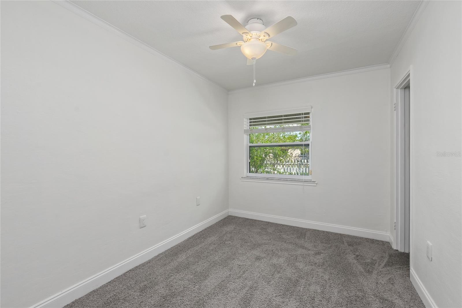 Listing photo id 22 for 4211 Anita Boulevard