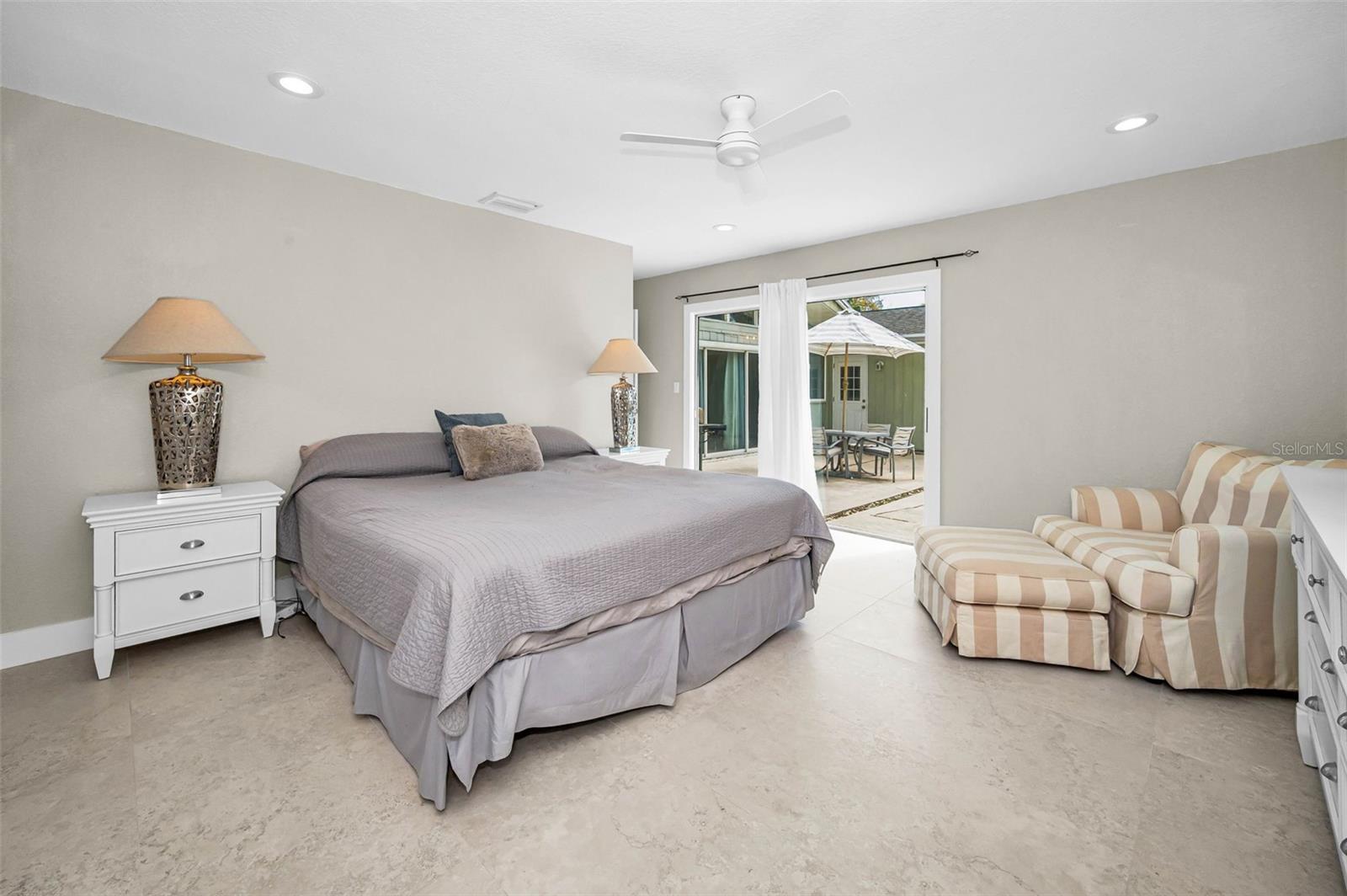 Image 18 of 37 For 7692 132nd Way