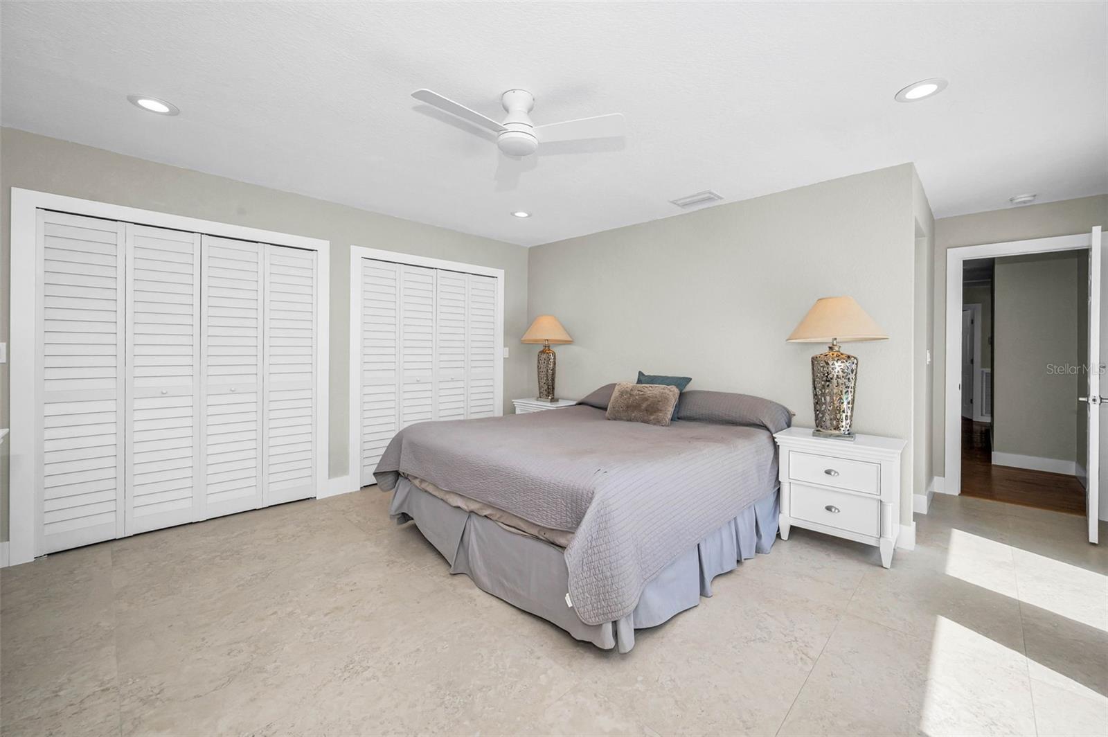 Image 19 of 37 For 7692 132nd Way