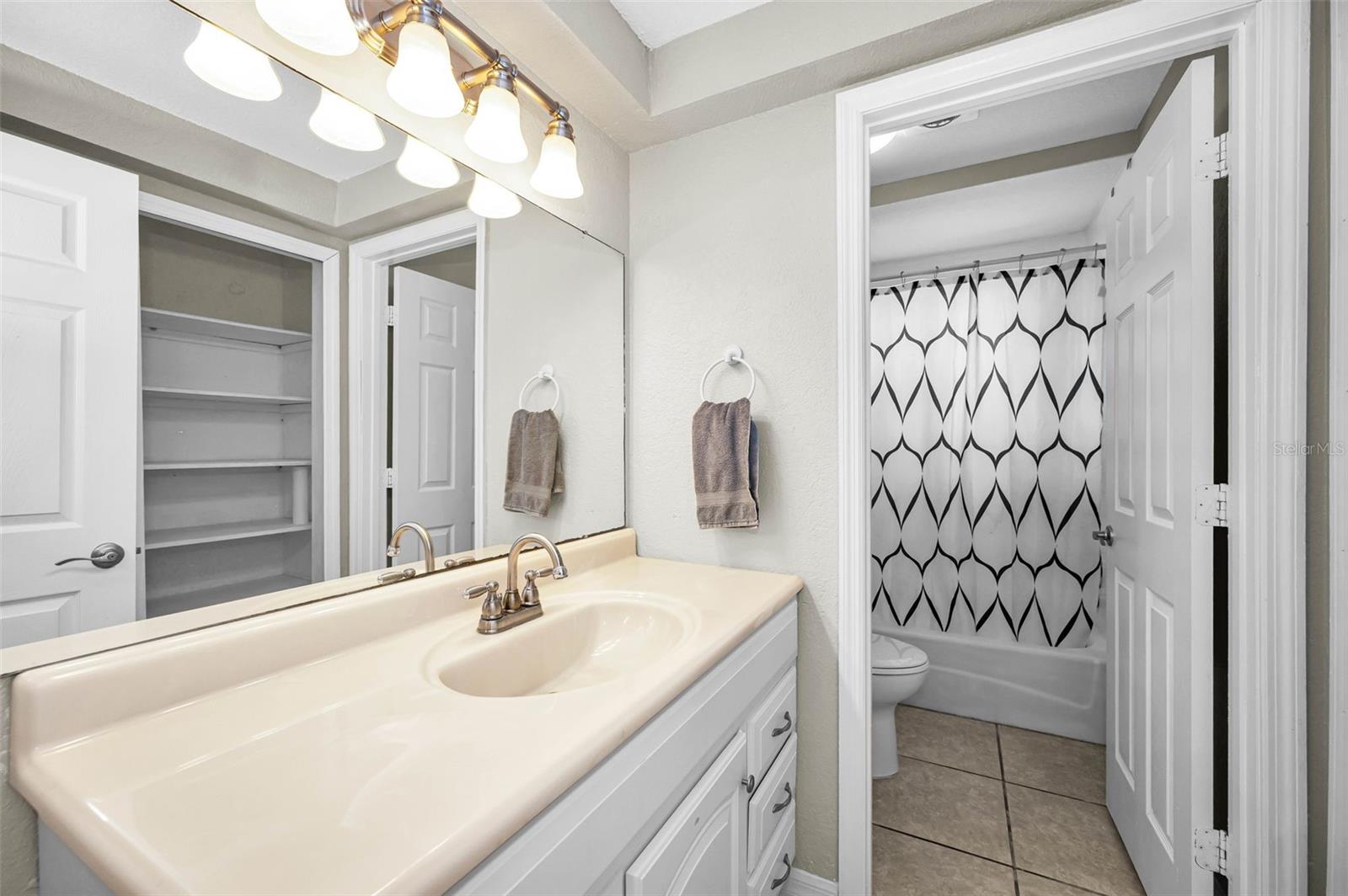 Image 25 of 37 For 7692 132nd Way