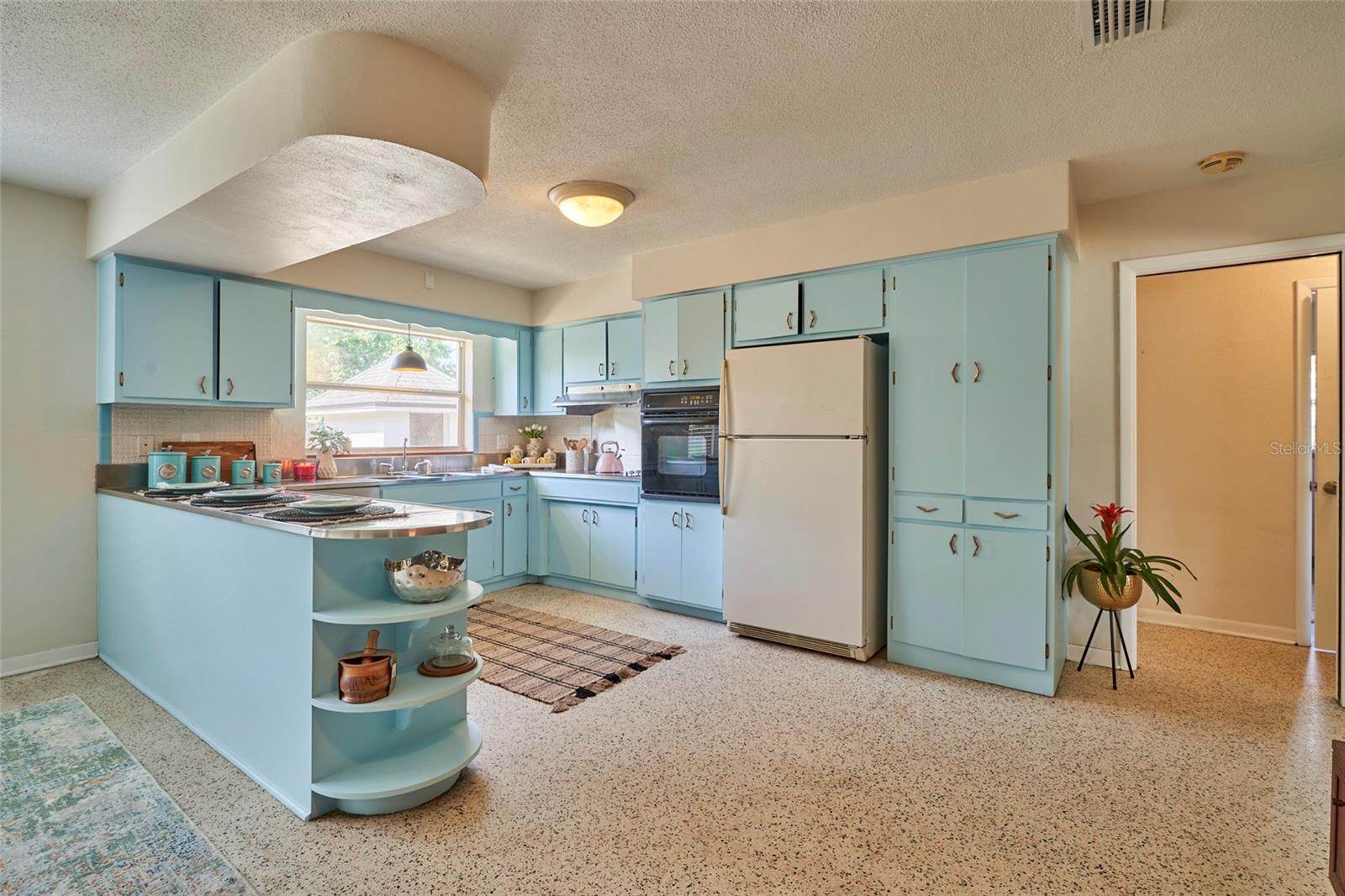 Image 9 of 28 For 3302 Gray Street