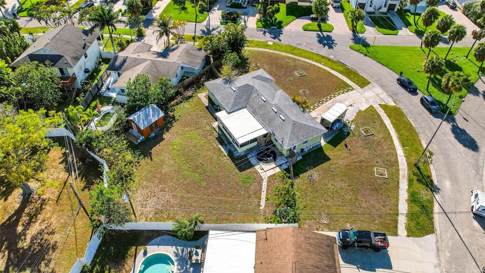 Image 19 of 23 For 1722 Bayou Grande Boulevard Ne