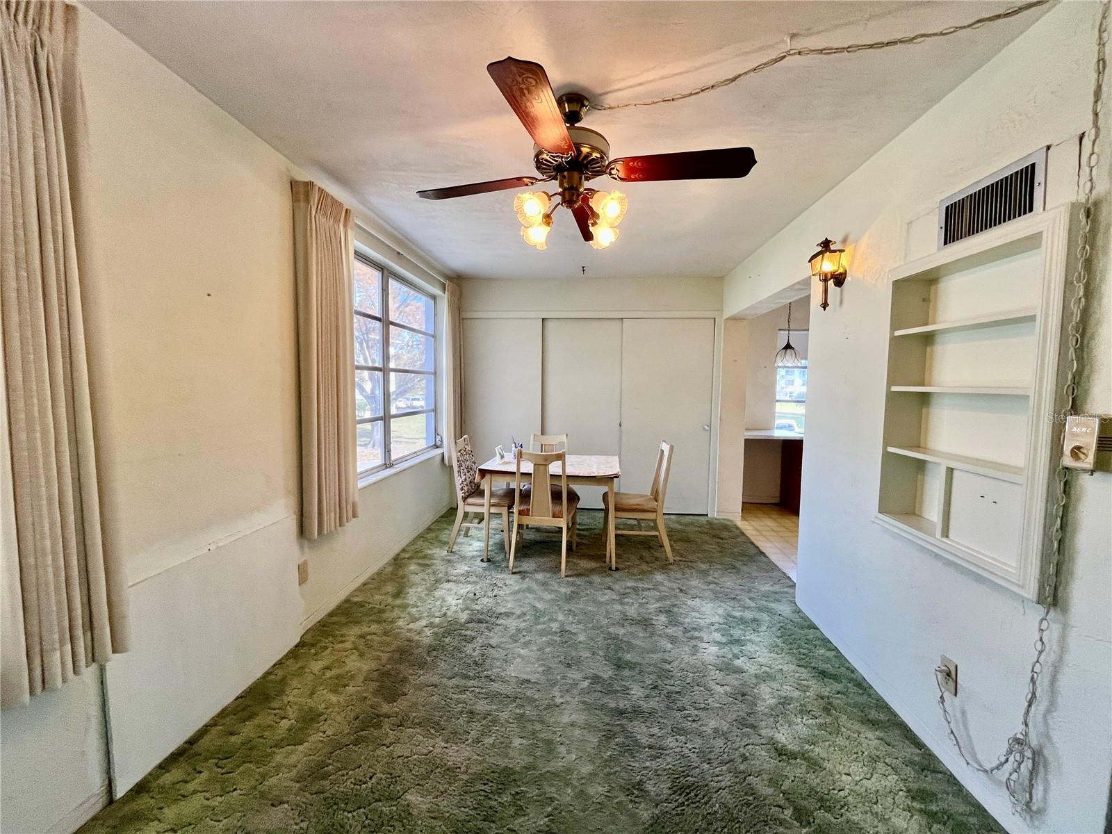 Listing photo id 10 for 2430 Brazilia Drive 44