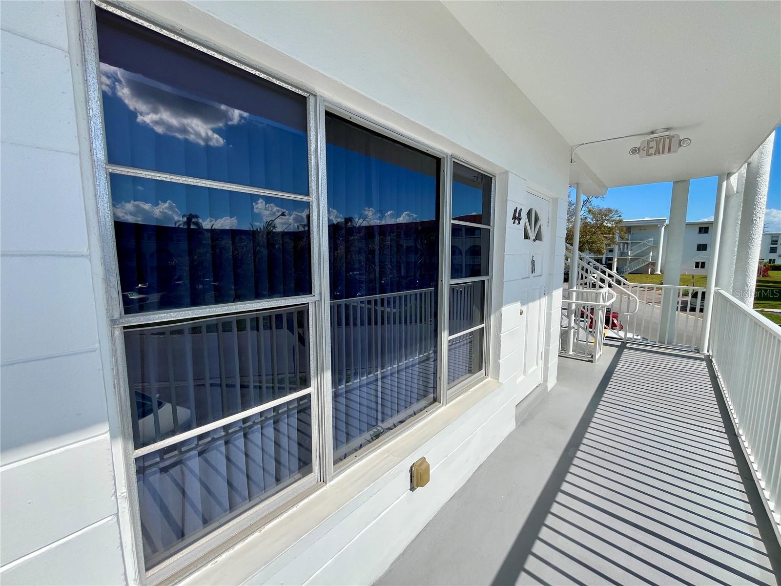 Listing photo id 4 for 2430 Brazilia Drive 44