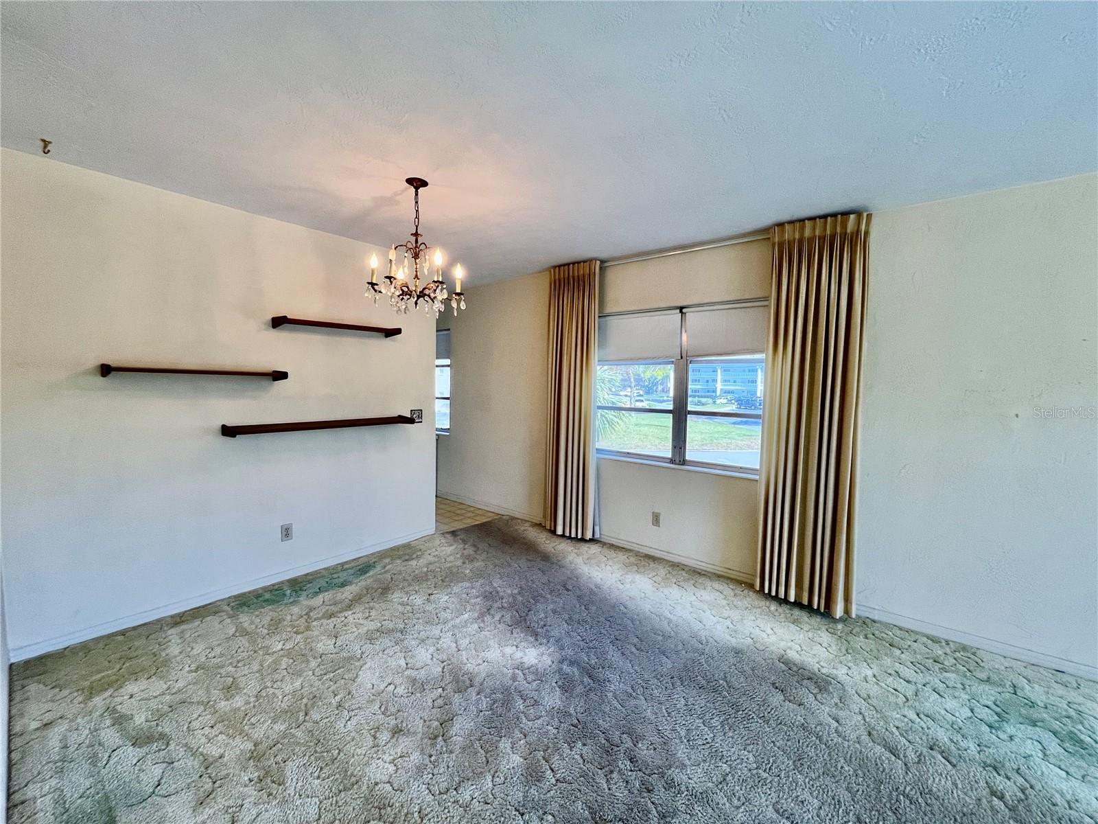 Listing photo id 5 for 2430 Brazilia Drive 44