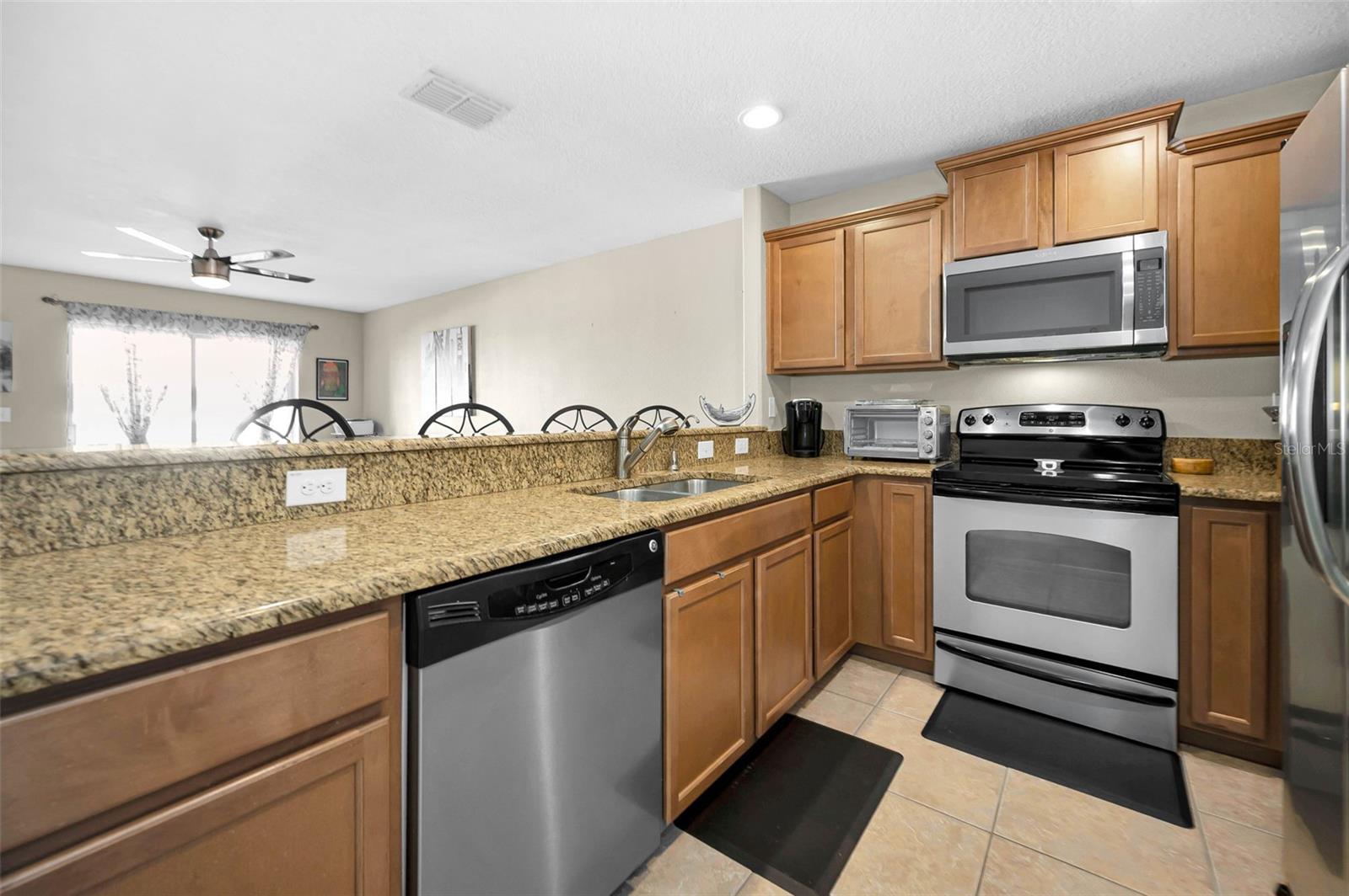 Image 11 of 41 For 9736 Trumpet Vine Loop