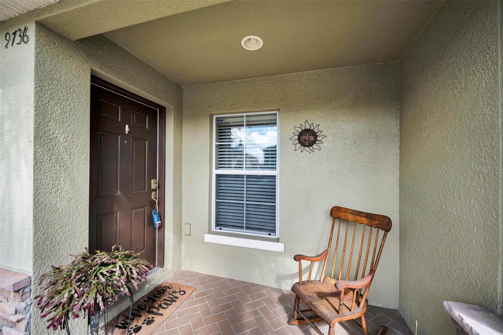 Image 2 of 41 For 9736 Trumpet Vine Loop