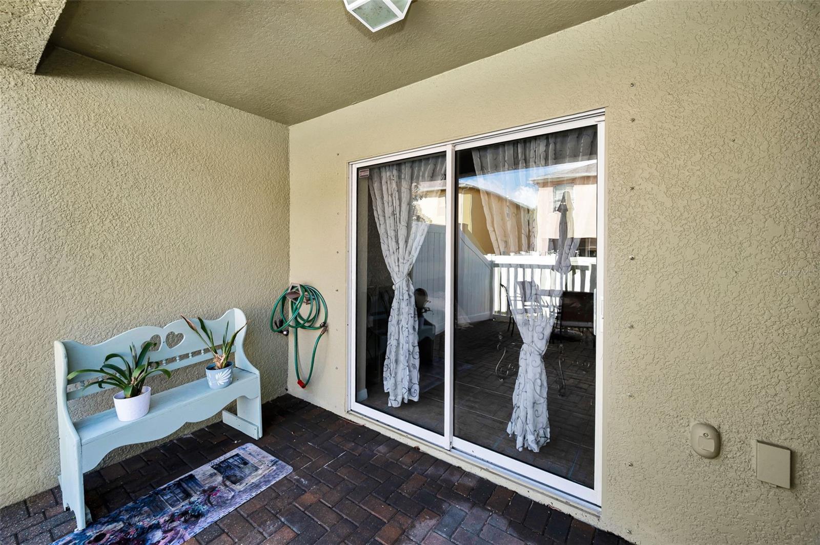 Image 28 of 41 For 9736 Trumpet Vine Loop