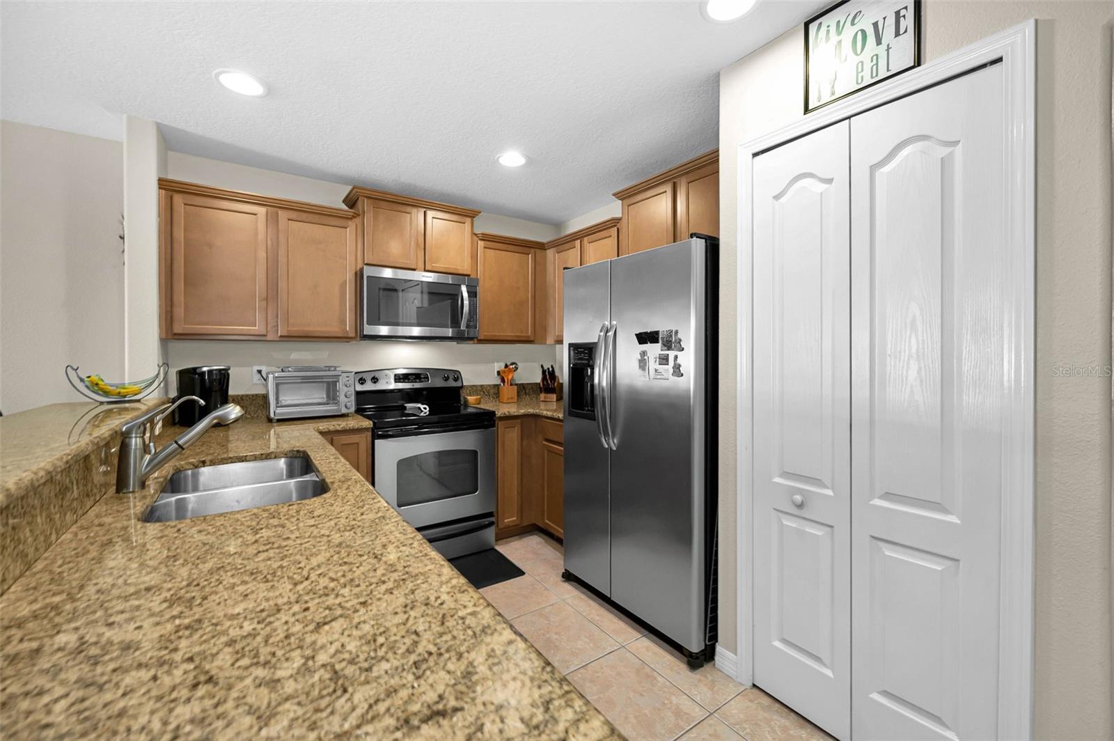 Image 4 of 41 For 9736 Trumpet Vine Loop