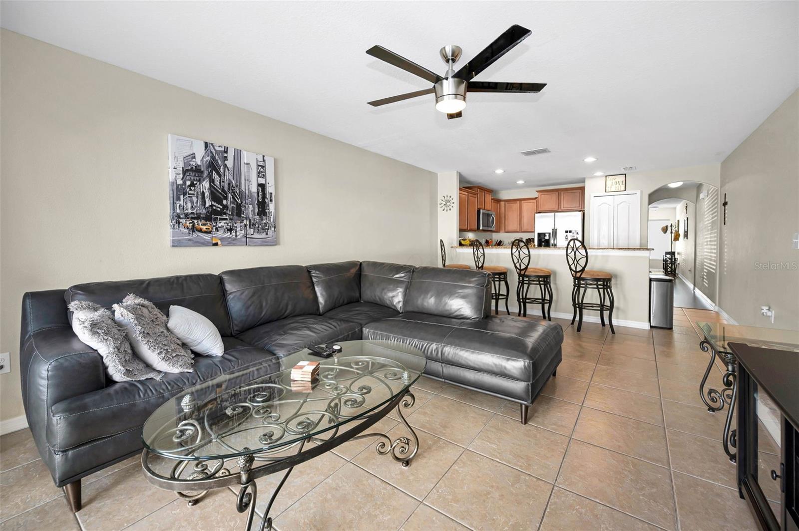 Image 5 of 41 For 9736 Trumpet Vine Loop