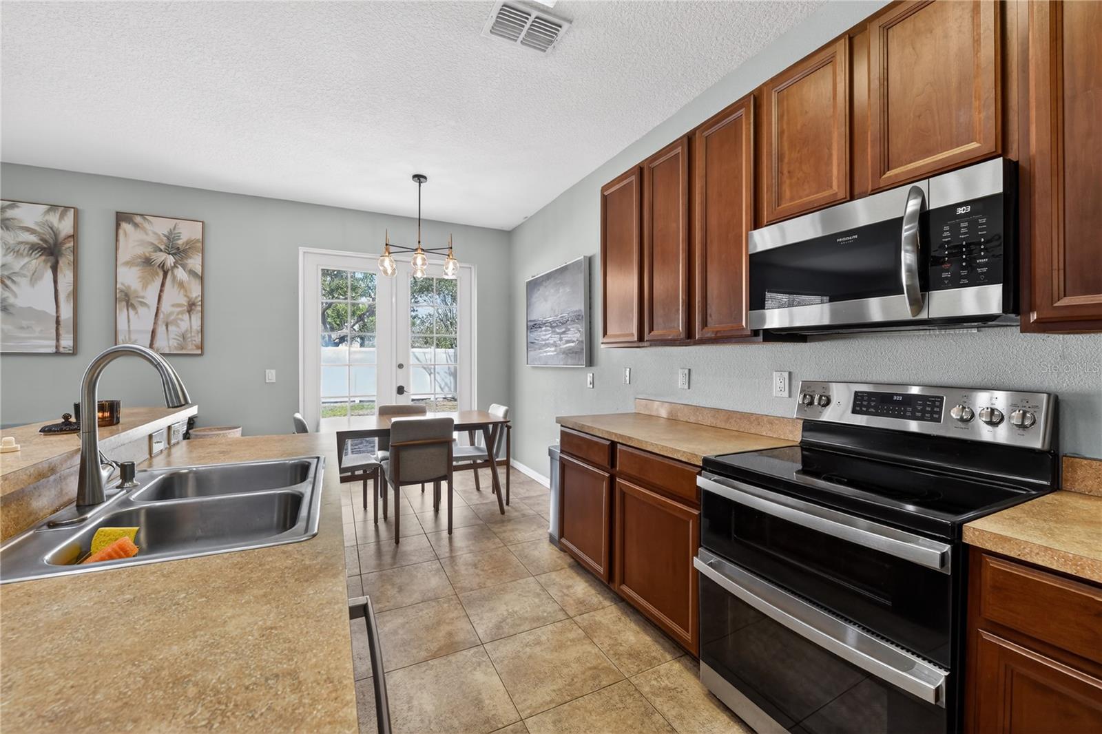 Image 17 of 35 For 15536 Telford Spring Drive