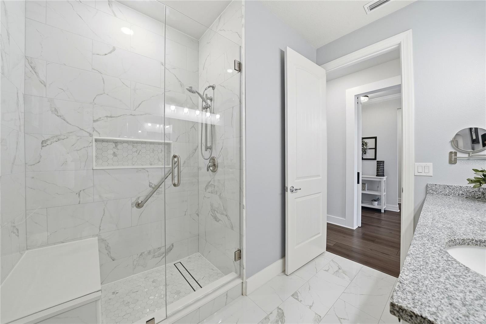 Listing photo id 10 for 10731 Green Harvest Drive