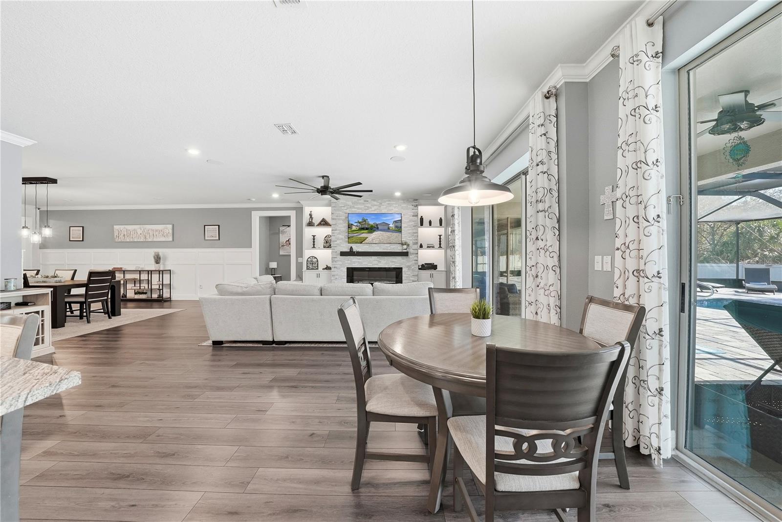 Listing photo id 21 for 10731 Green Harvest Drive