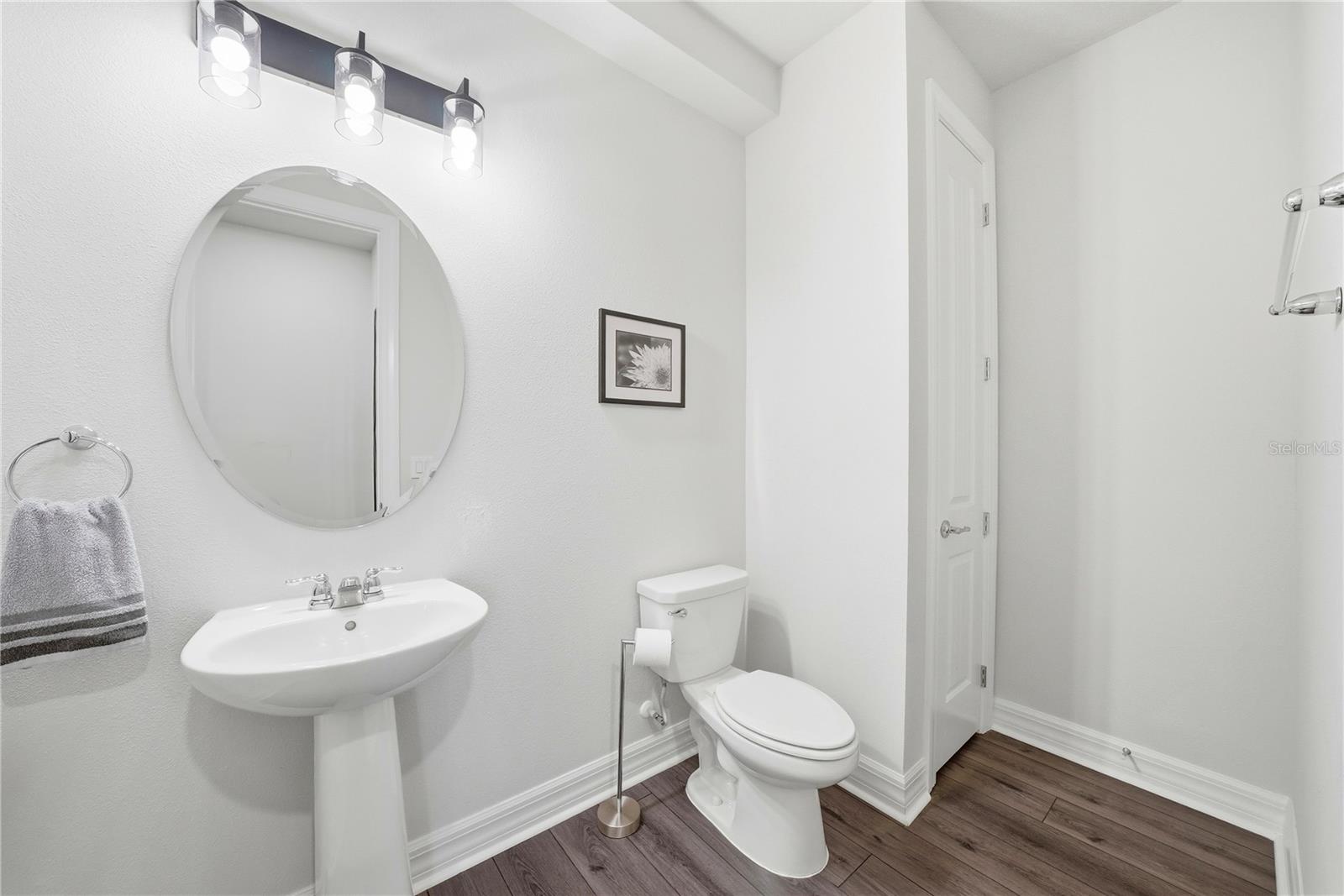 Listing photo id 6 for 10731 Green Harvest Drive