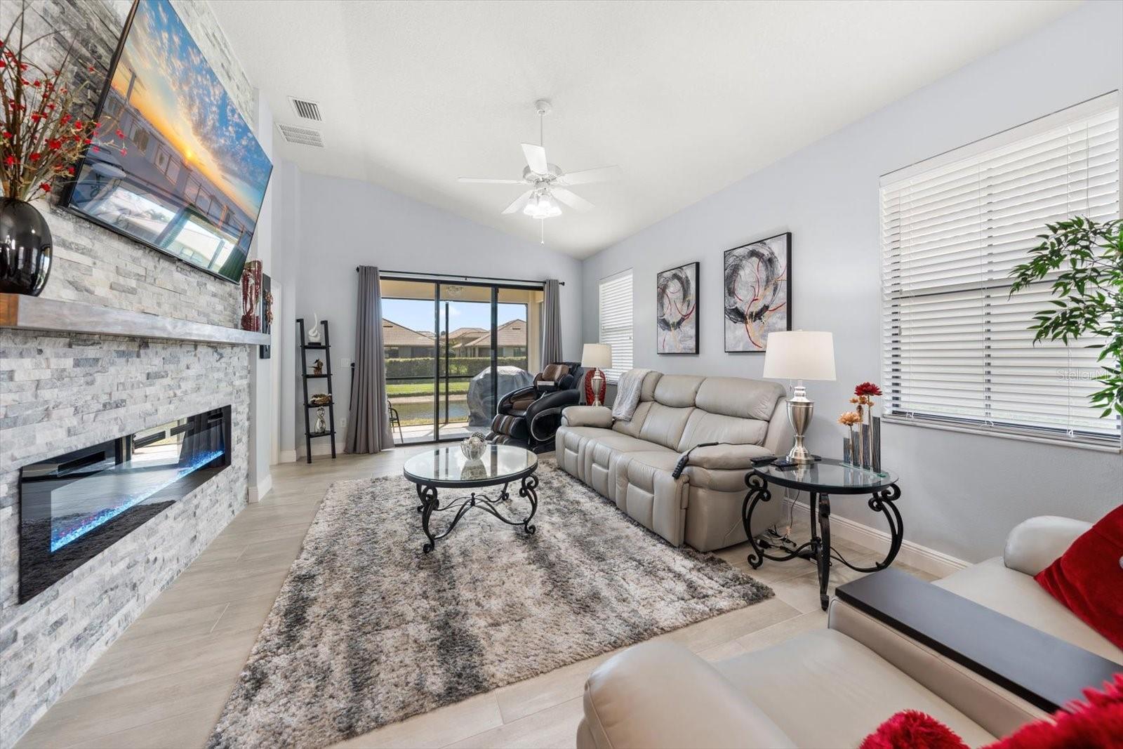 Image 4 of 25 For 8204 Caponata Boulevard