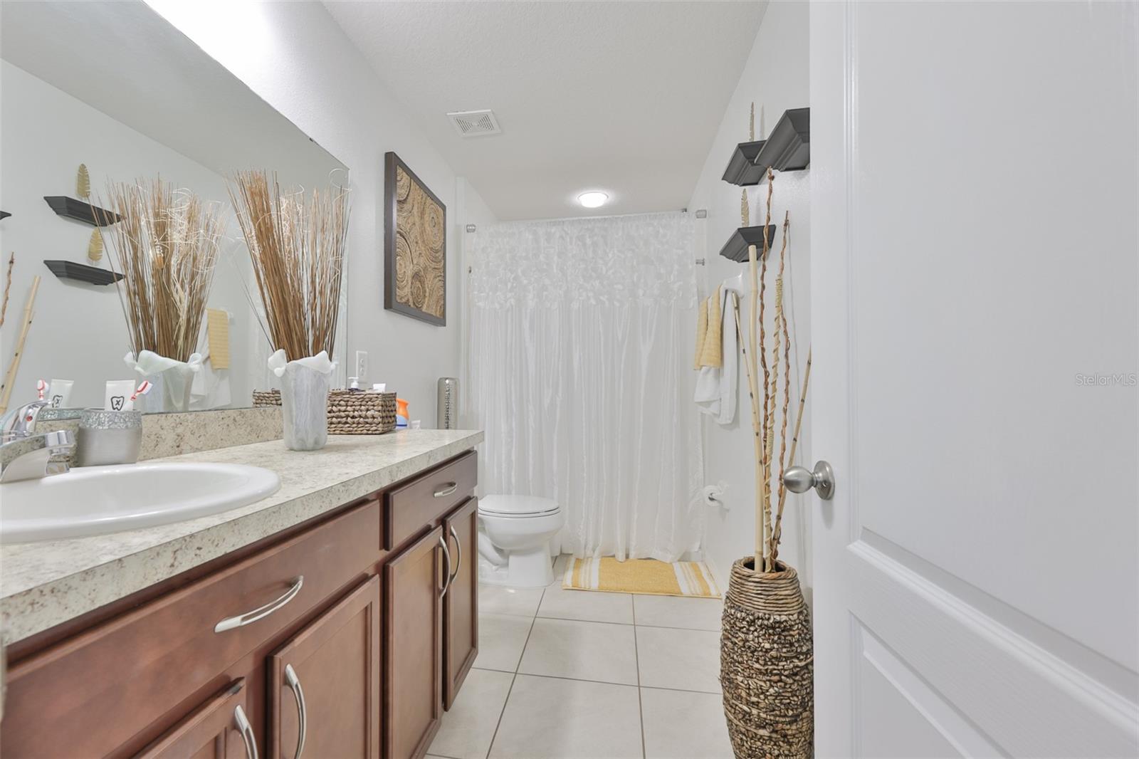 Image 25 of 46 For 14430 Haddon Mist Drive