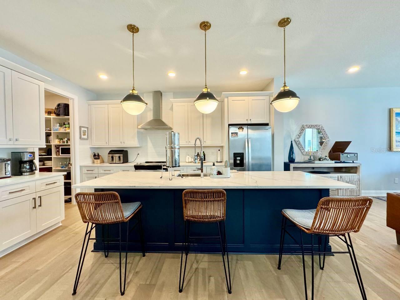 Image 19 of 46 For 4740 Legacy Park Drive