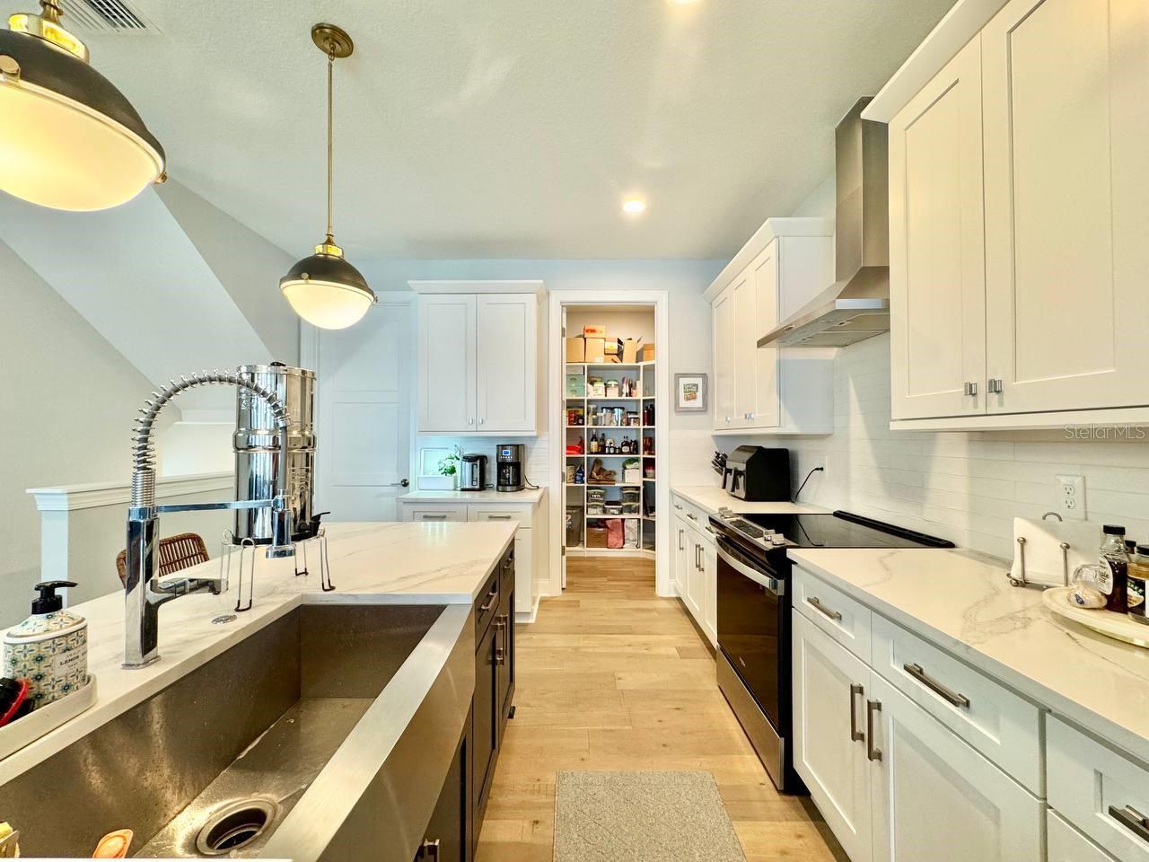 Image 22 of 46 For 4740 Legacy Park Drive