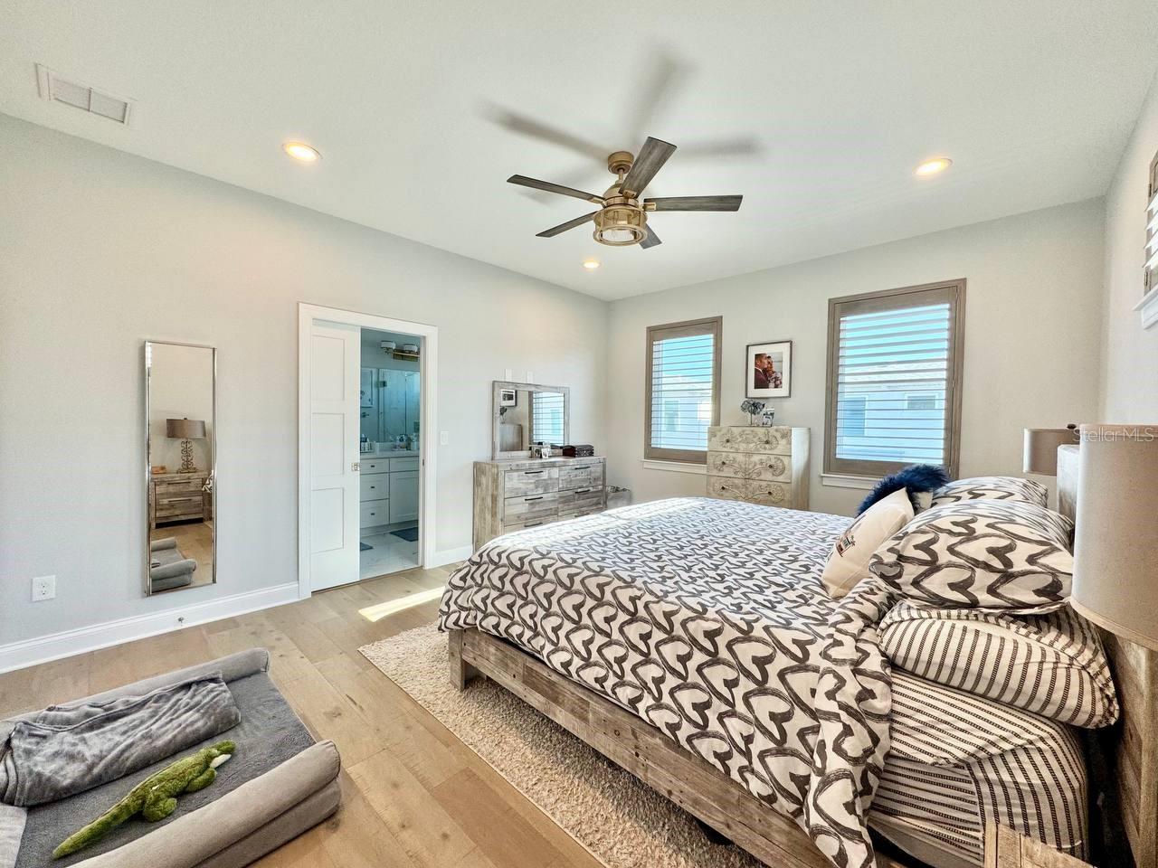 Image 33 of 46 For 4740 Legacy Park Drive