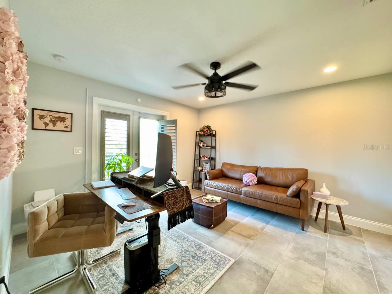 Image 6 of 46 For 4740 Legacy Park Drive