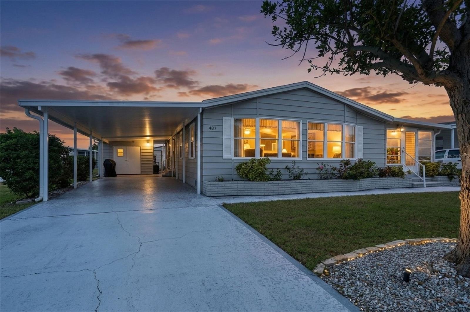 Image 2 of 72 For 487 Loma Linda