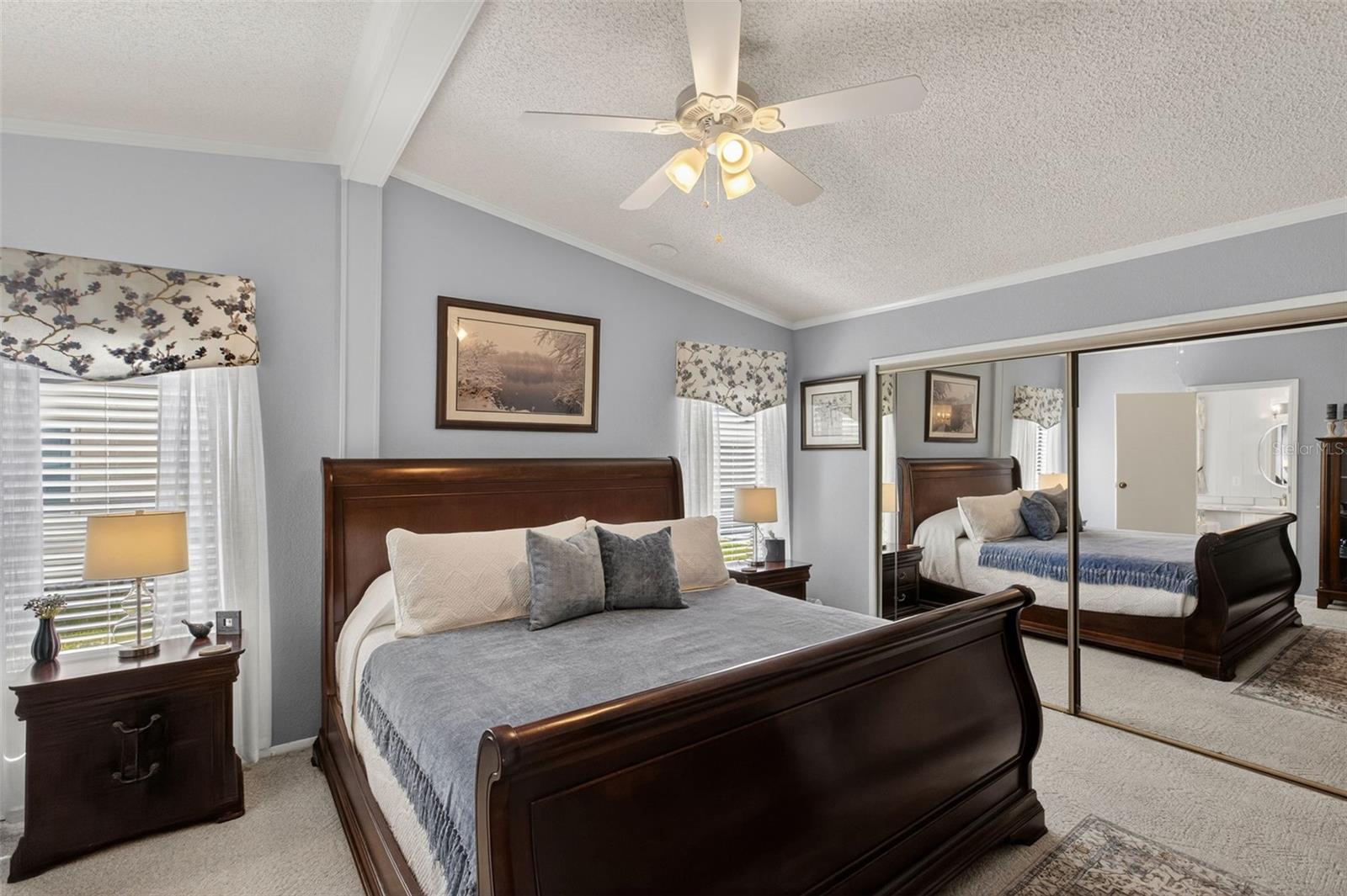 Image 21 of 72 For 487 Loma Linda