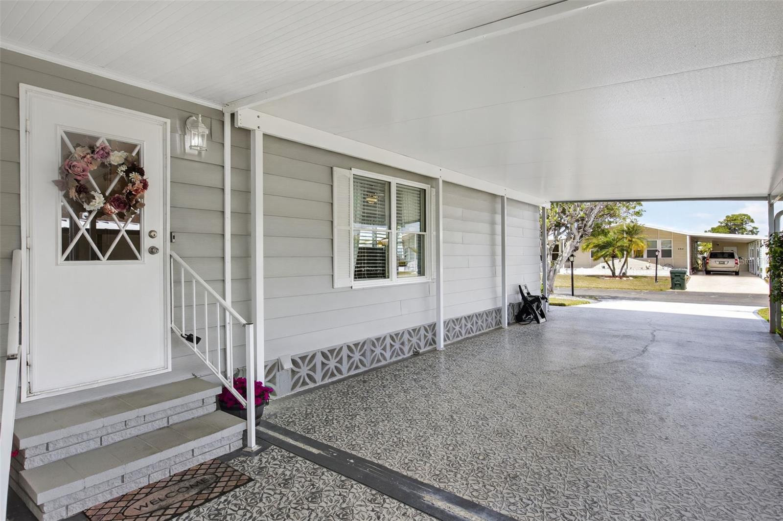 Image 3 of 72 For 487 Loma Linda