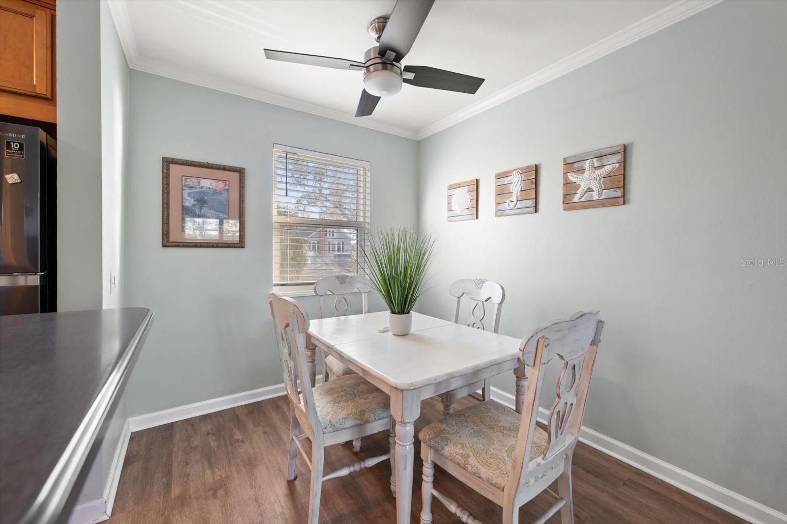 Image 15 of 33 For 1101 Victoria Drive 17